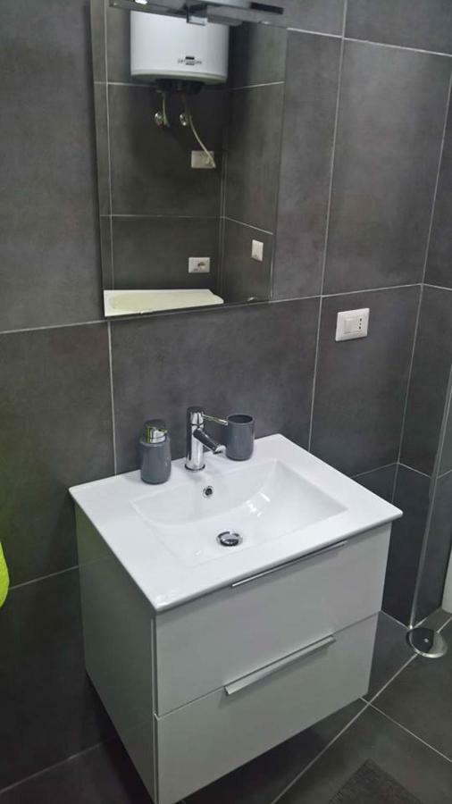 Apartment Fabrizio Naples Exterior photo